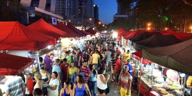 Confira os locais, horários e dias das feiras livres Noturnas em Goiânia hoje