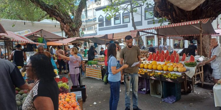 Dicas para Aproveitar as Feiras Livres no Rio de Janeiro