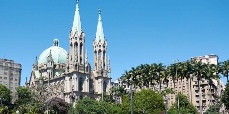 Assista à Missa Online da Catedral da Sé em São Paulo ao Vivo e Gratuitamente