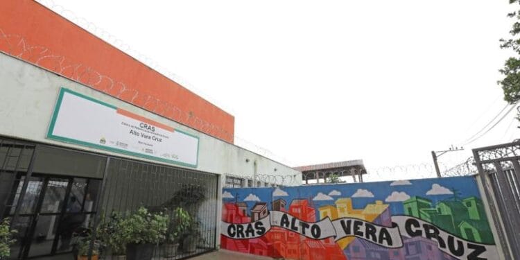 CRAS Belo Horizonte: veja endereços, telefones e e-mails das 37 unidades por regional. Saiba como agendar, quais documentos levar e quais serviços são gratuitos. Guia completo e atualizado.