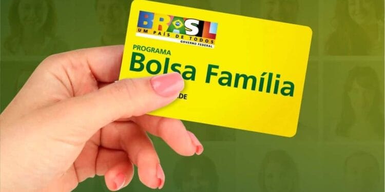 Teve o Bolsa Família bloqueado? Veja os motivos, como regularizar e o passo a passo para voltar a receber o benefício rapidamente.