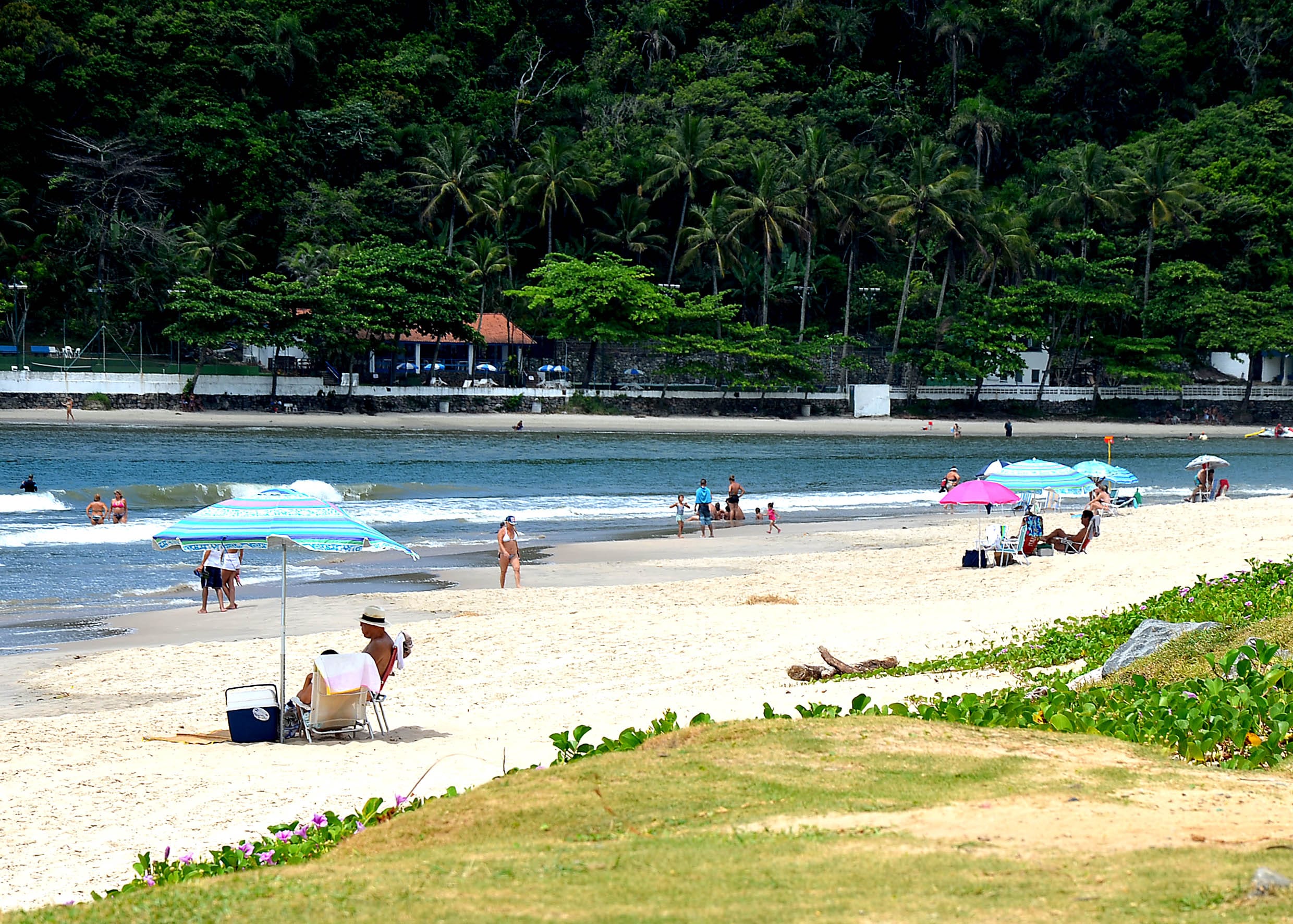 Boca da Barra e Praia da Saudade: calma do rio com o mar