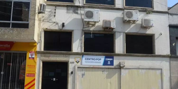 Centro Pop Florianópolis SC Rua General Bittencourt 239 Centro endereço telefone horário e serviços para população em situação de rua