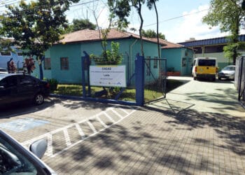 CREAS São José dos Campos: 4 unidades (Sul, Centro-Norte, Leste e Integra). Saiba endereços, telefones e quando procurar o CREAS — violência doméstica, abuso, negligência e muito mais.