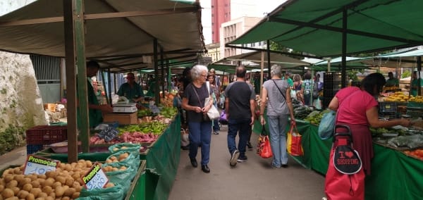 feira livre em Petrópolis hoje
