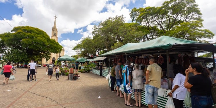 Saiba onde tem feiras livres em canoas hoje: