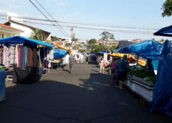 feira livre em Bauru hoje