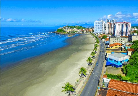 Praia dos Sonhos: beleza, história e cartão-postal 